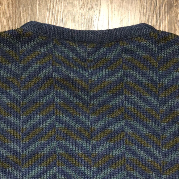 Vintage Emanual Ungaro Paris 100% Wool Sweater - Picture 14 of 15